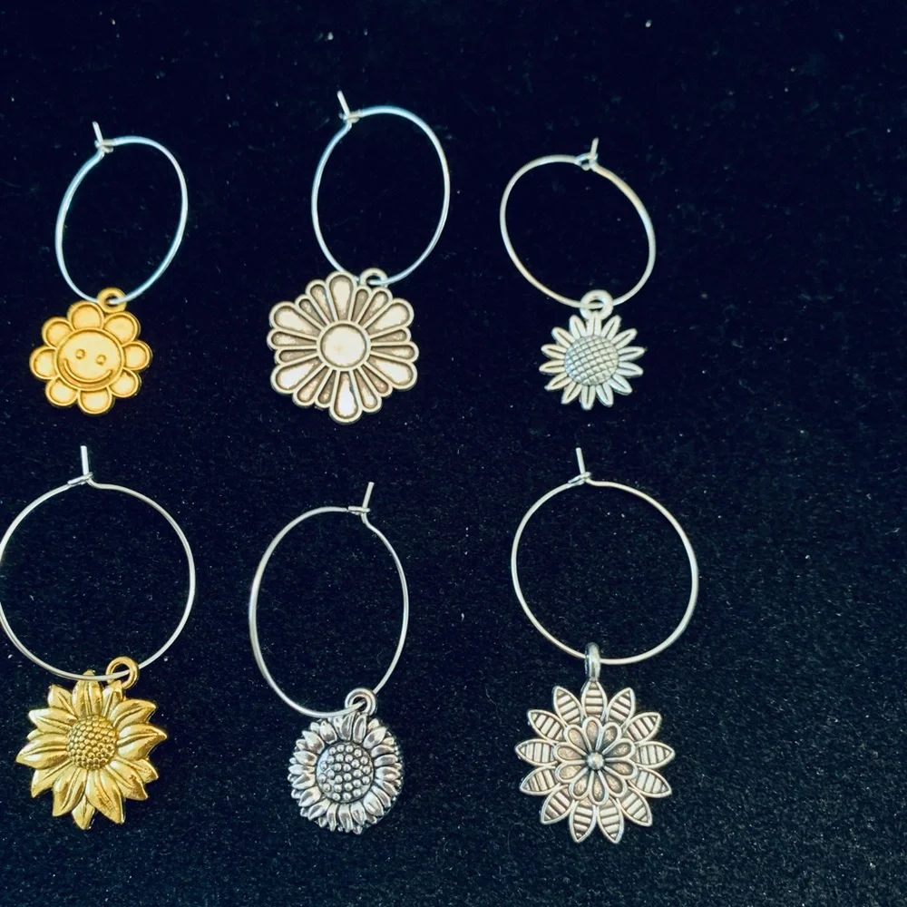 Sunflowers themed Wine Glass Charm tags set of 8